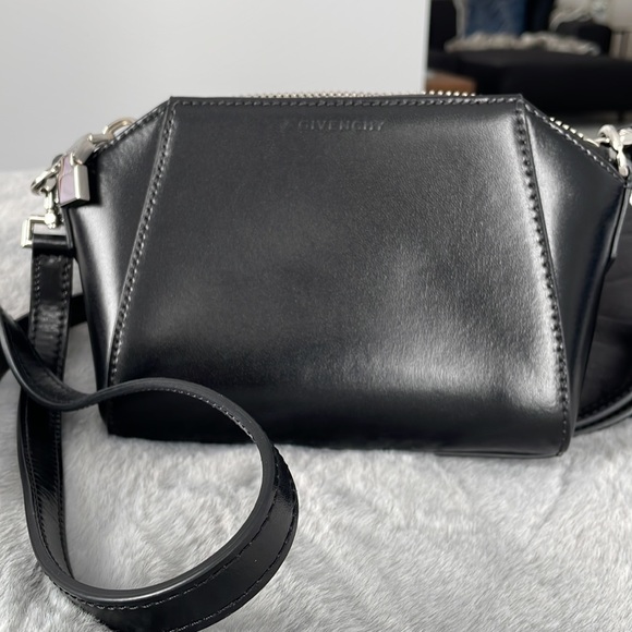 Givenchy Nano Antigogna Bag - Picture 7 of 8